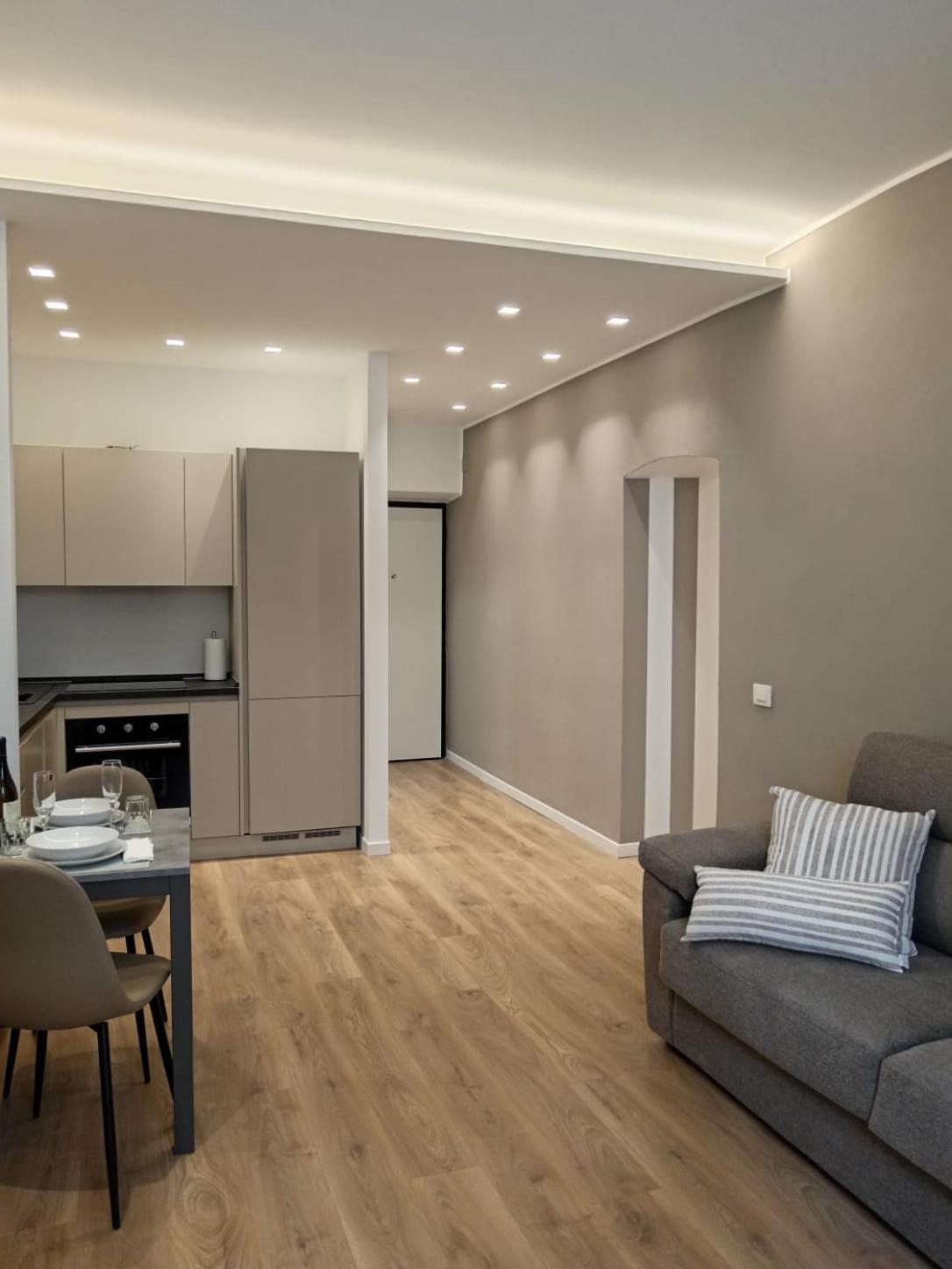 Indipendence Home La Spezia Extérieur photo